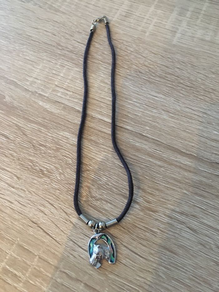 Collier fer à cheval - photo numéro 2