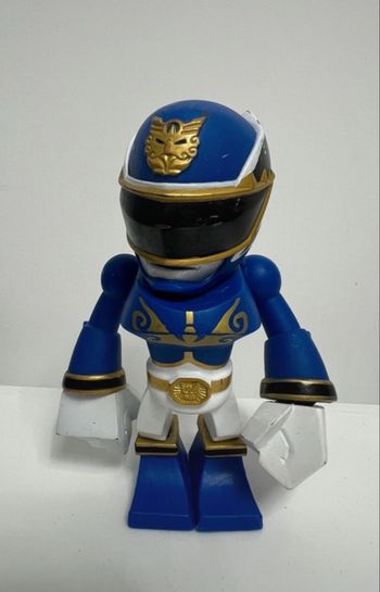 Bandai Power Rangers mega force blue tokyo vinyl