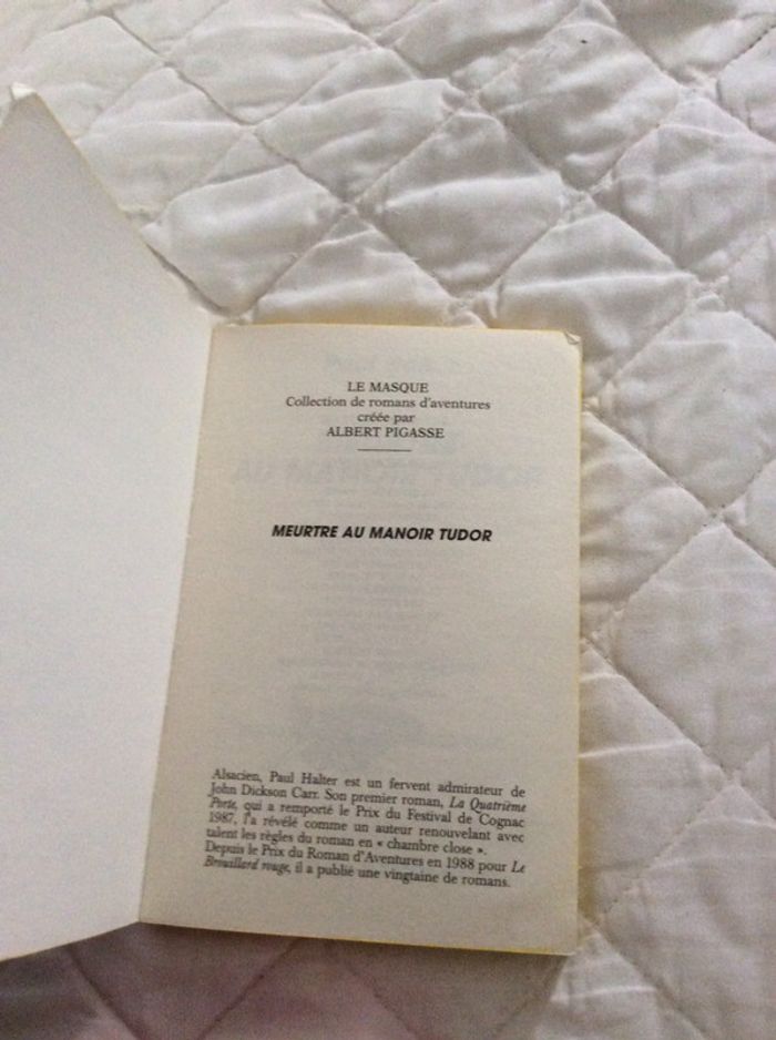 #meurtre au manoir Tudor par Paul Halter - photo numéro 3