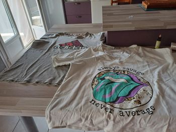 2 tee shirts femmes Taille Unique