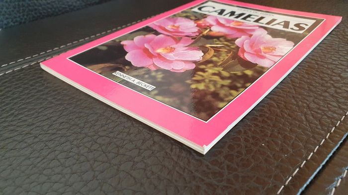 Livre " Camélias " Guide du jardin, de Kenneth A.Beckett - photo numéro 7