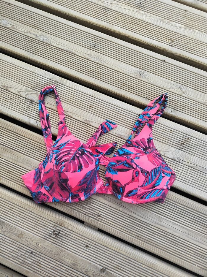 Haut de maillot tropical rose & bleu – Coiba – Taille L – Très bon état