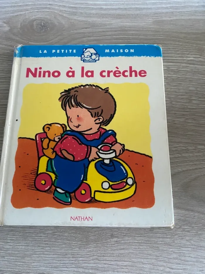 Livre Nino à la crèche