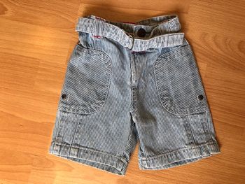 Joli petit short en jean Tape à L’Oeil T. 18 mois/81 cm garçon TBE