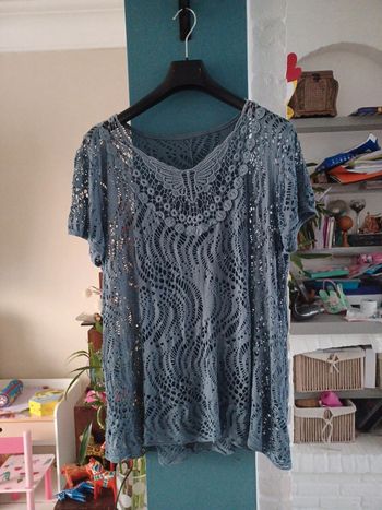 Blouse dentelle 48