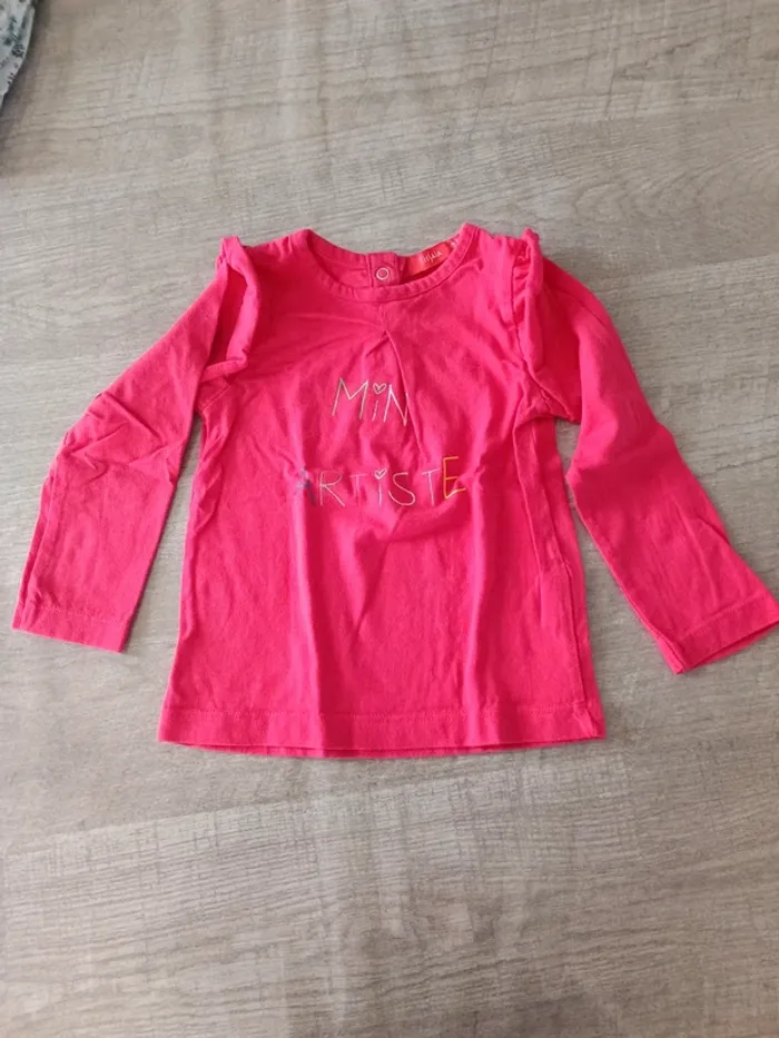 Tee shirt