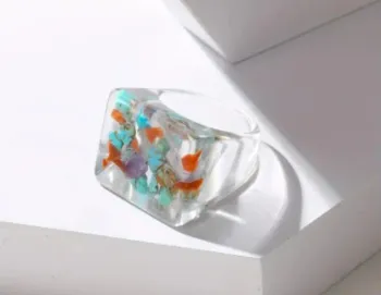 Bague en résine