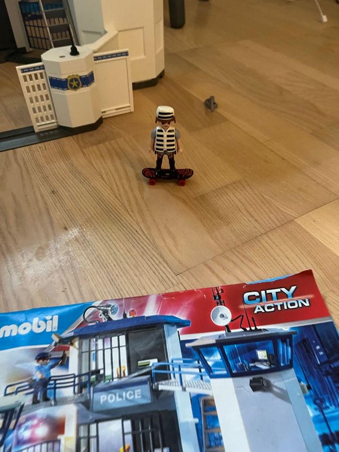 Commissariat Playmobil - photo numéro 2