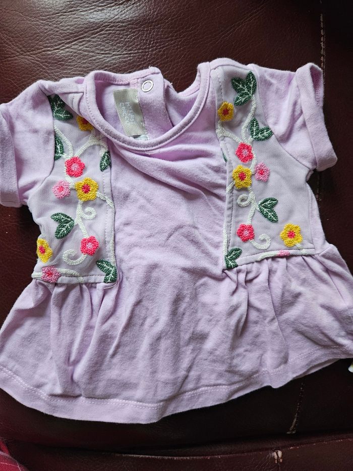 Lot Vêtements bébé fille 3 mois - photo numéro 3