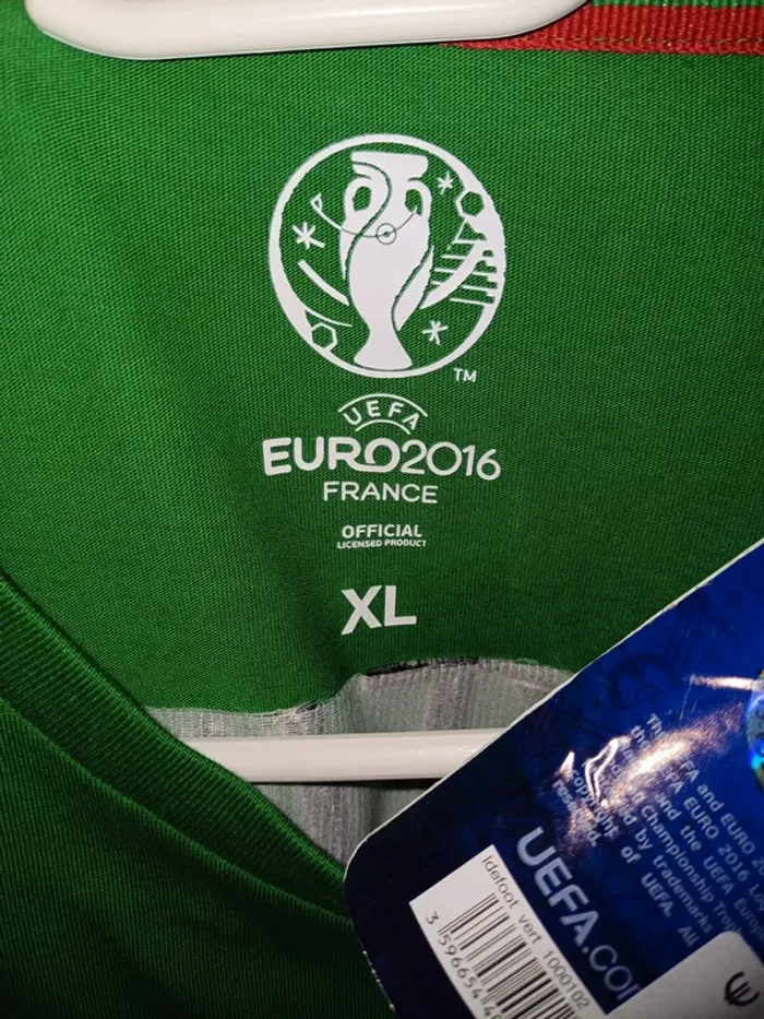 T-shirt Official Licensed Product - photo numéro 3