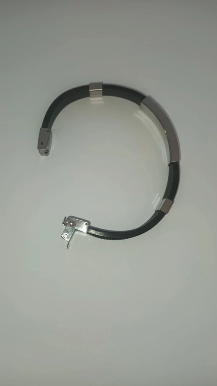 Bracelet homme silicone et acier - photo numéro 7