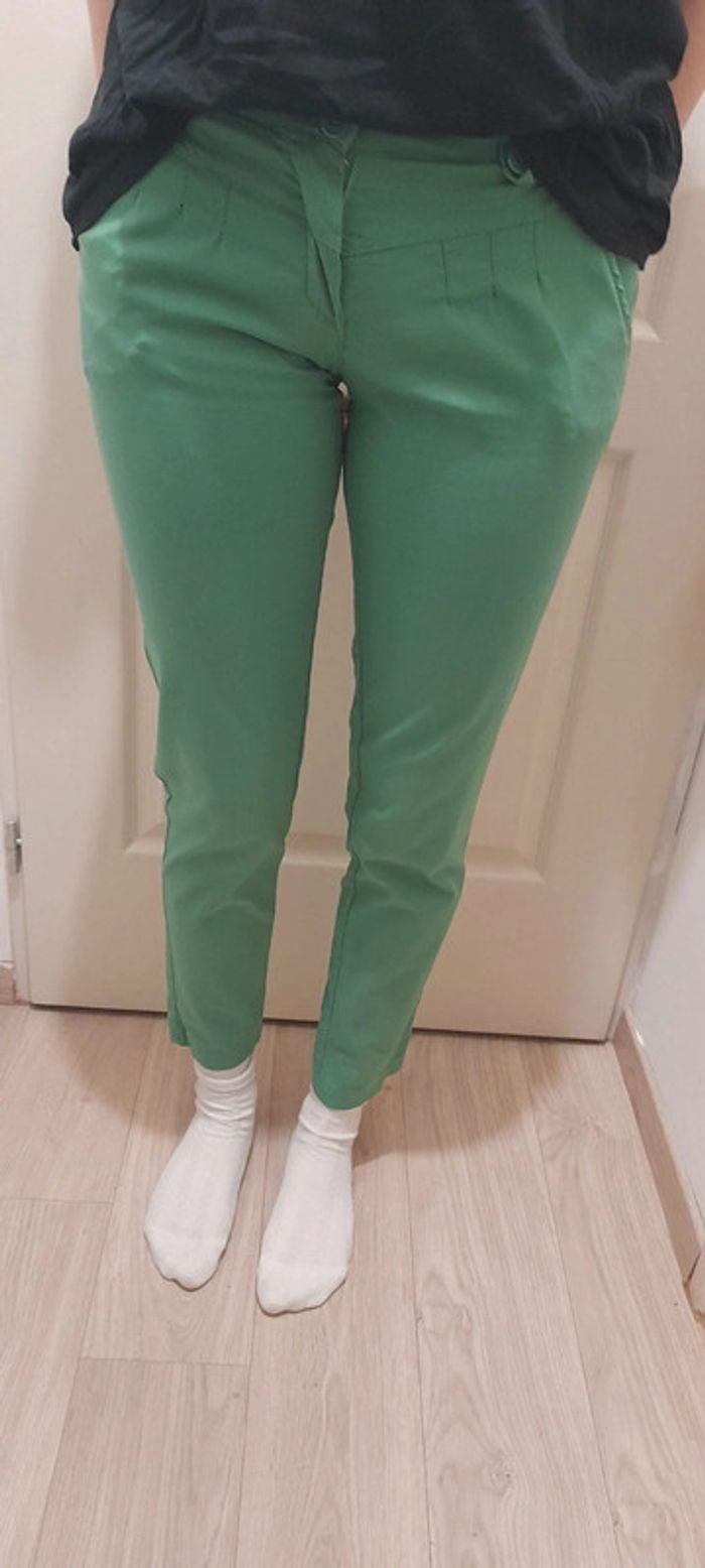 Pantalon vert taille 36