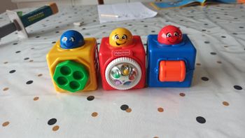 Lot cubes de motricité