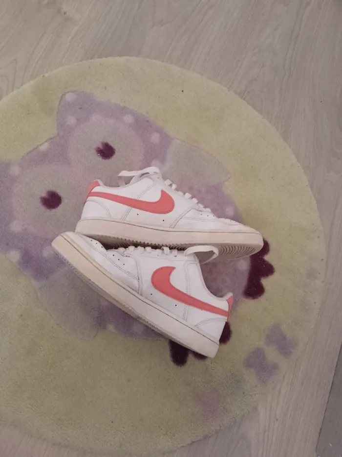 Baskets Nike 37.5