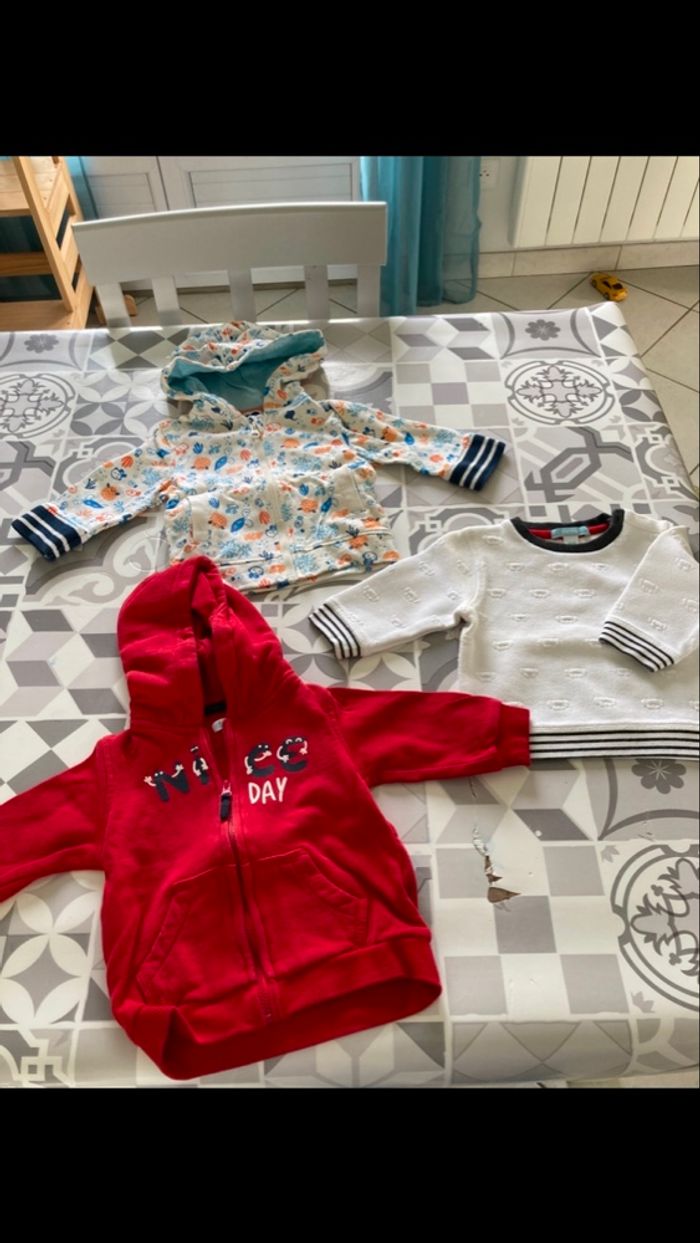 Lot 3 vestes 6mois