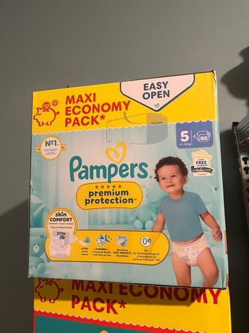 Maxi économe pack Pampers premium protection taille 5 