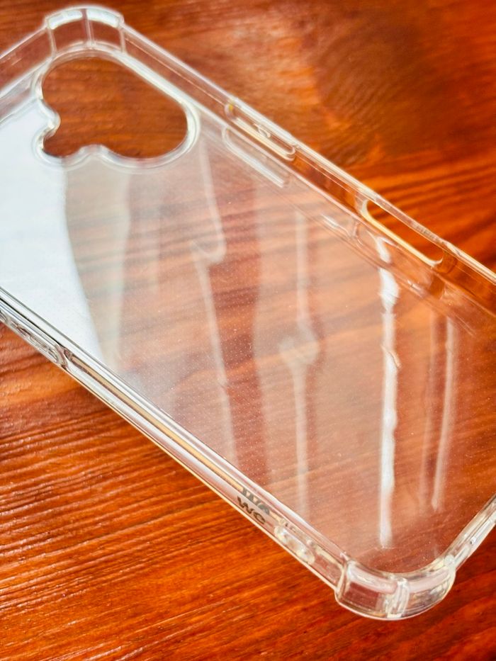 Coque de protection pour iPhone 16 transparente We - photo numéro 4