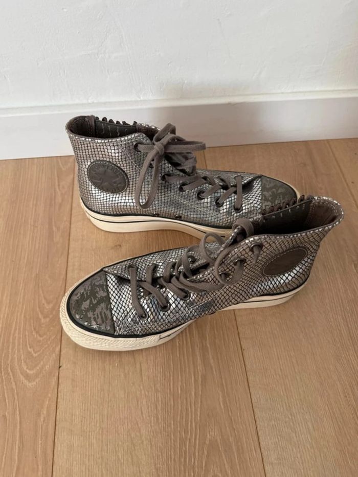 Converse argentées - photo numéro 3