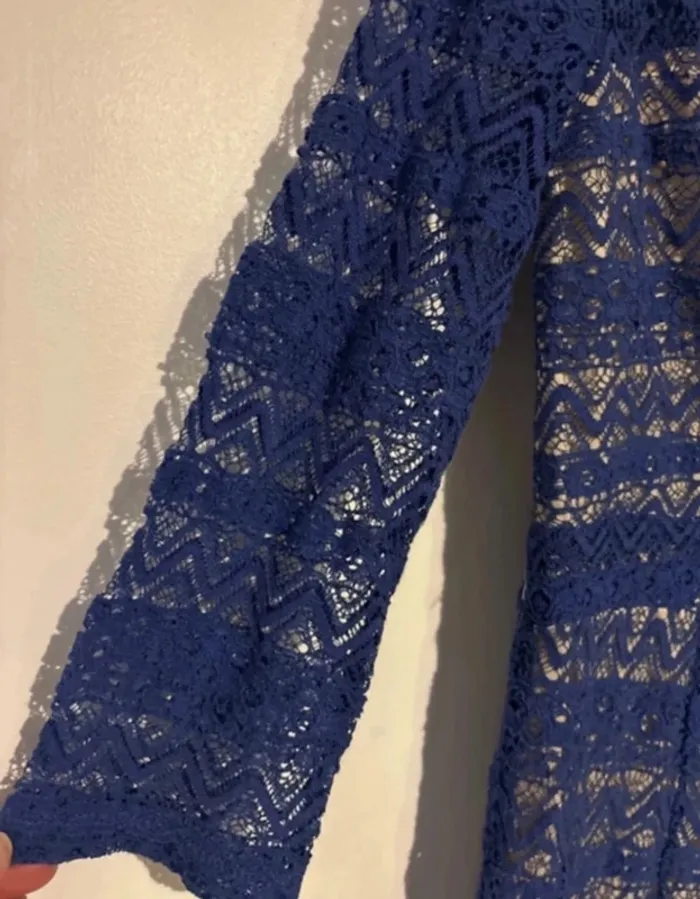 Robe bleue en dentelle Reserved – Taille 40 – Neuve avec étiquette 💙 - photo numéro 11