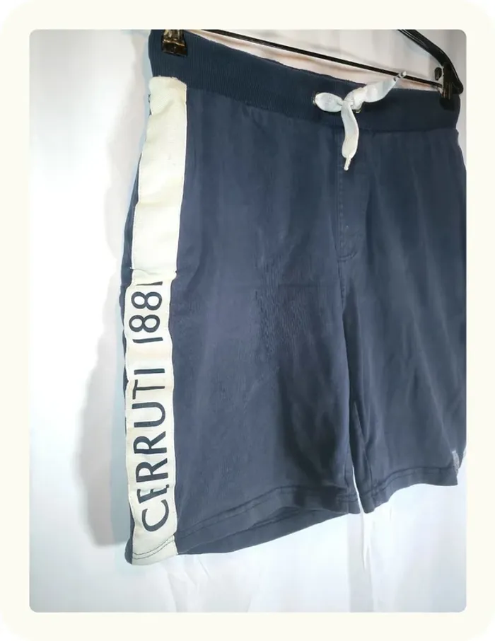Short tissu coton homme Cerruti 1881 Taille M 38 - photo numéro 3
