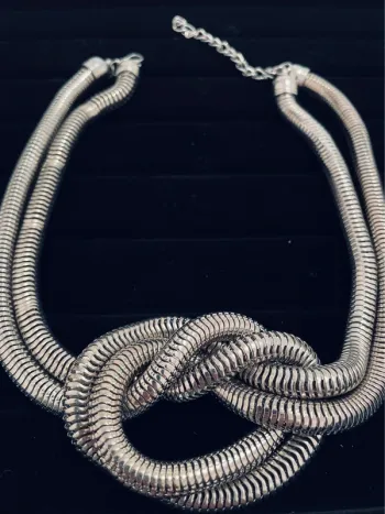 Collier ZARA