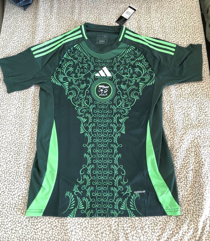 Maillot Équipe d'Algérie de football Adidas taille L – Neuf avec étiquette - photo numéro 1