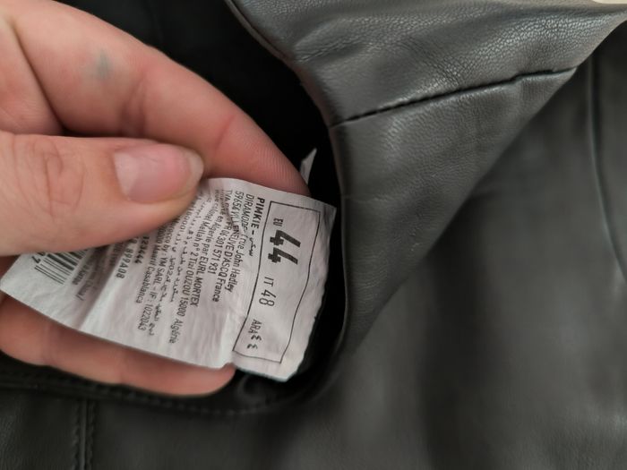 Jupe similicuir noir - photo numéro 3