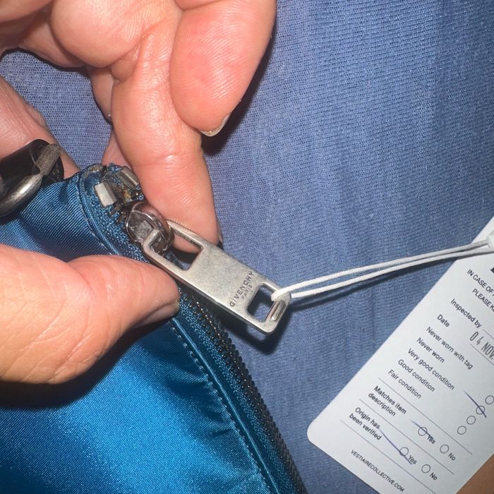 Pochette Givenchy - photo numéro 3