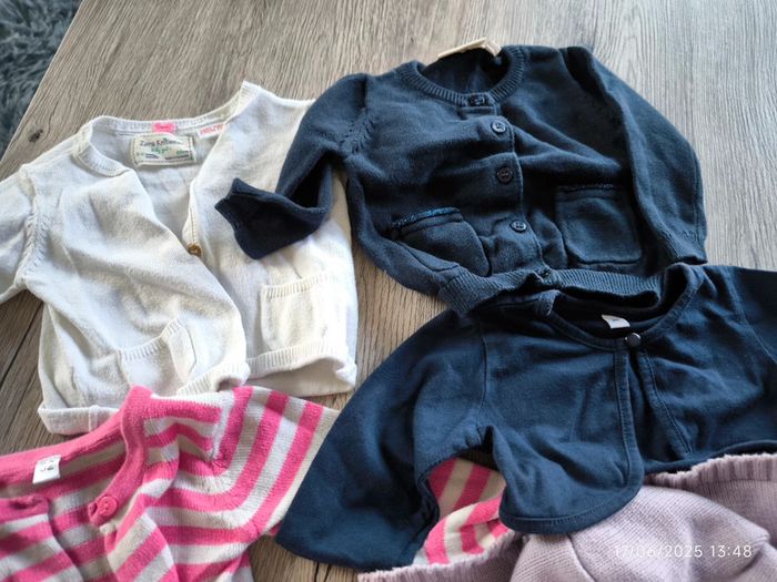 Lot gilets fille 3 mois - photo numéro 2