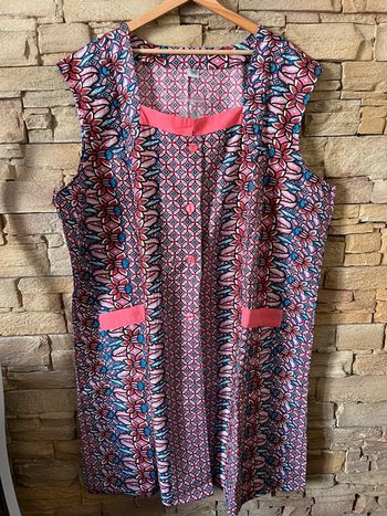 Blouse tablier neuve taille 60