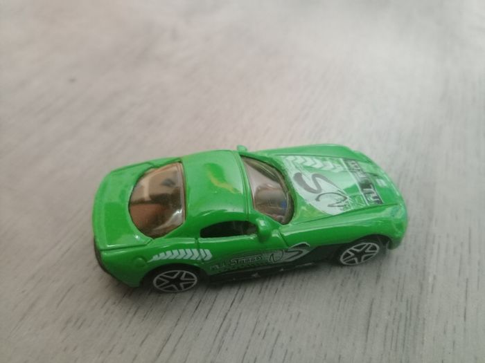 Petite voiture - photo numéro 3