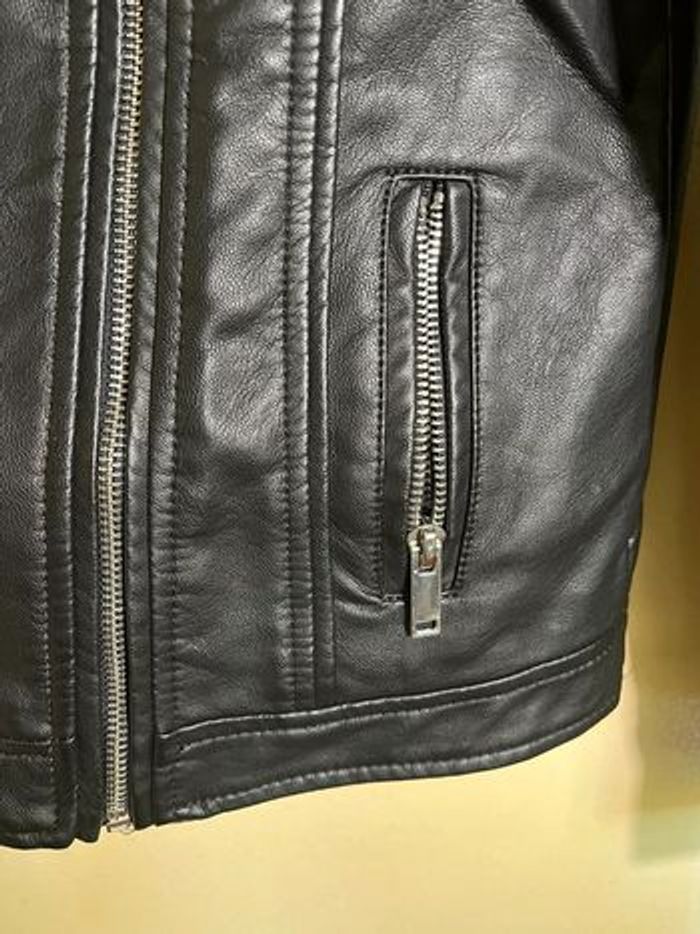 Veste cintrée  simili cuir noir - photo numéro 2