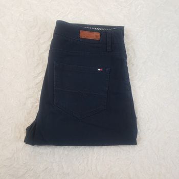 Pantalon Tommy Hilfiger taille 38