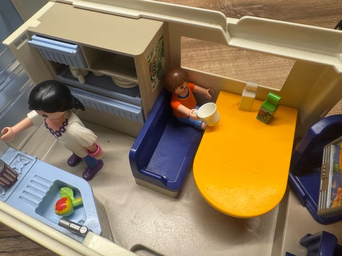 Camping car Playmobil - photo numéro 6