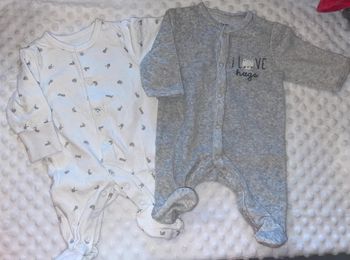 Pyjama bodys 1 mois