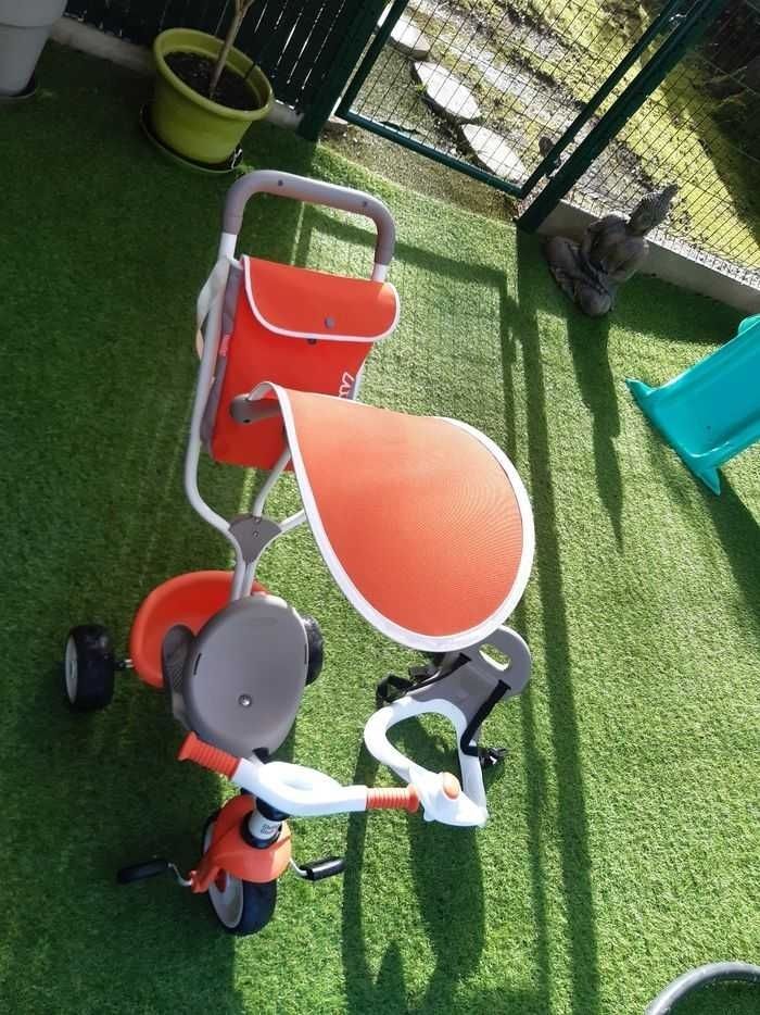 Tricycle evolutif Smoby Beebs