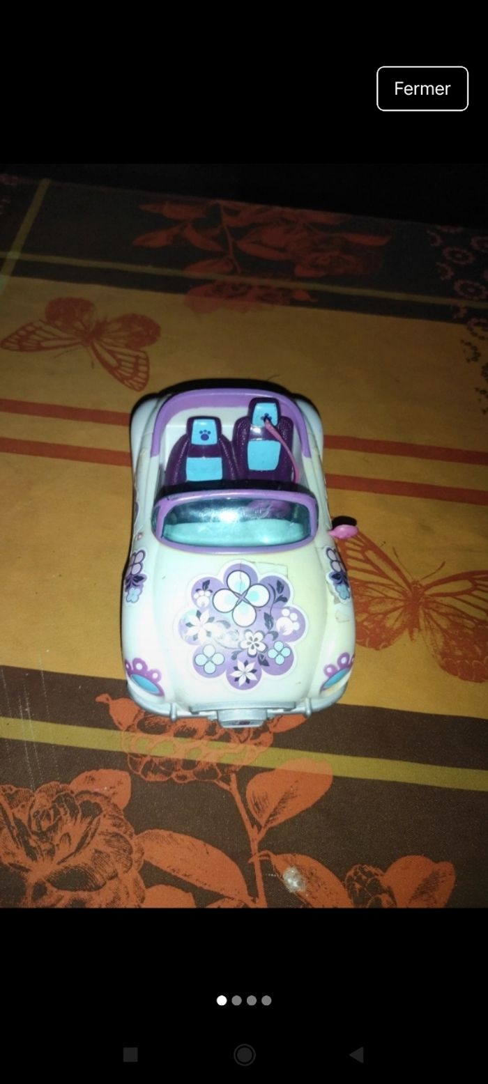 Voiture 
Hasbro 
J50