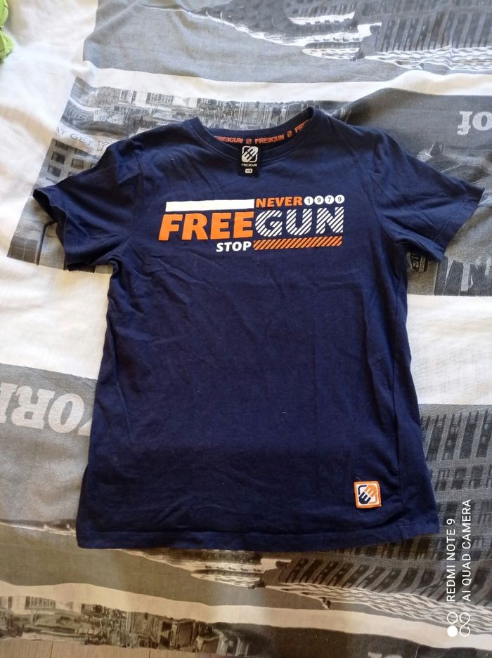 Tee shirt
