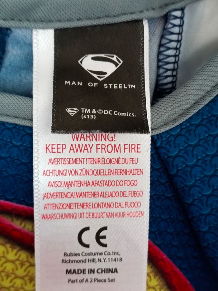 Déguisement de Superman en 5-6 ans - photo numéro 4