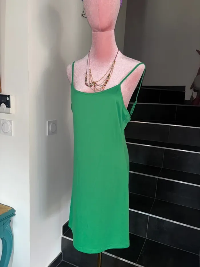 Robe fluide bretelle t L