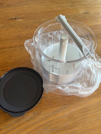 Pot cornichon Tupperware neuf