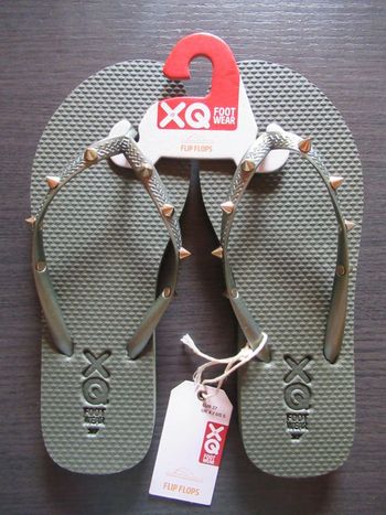 Tongs XQ Footwear fille / femme 37 neuves Flip Flops