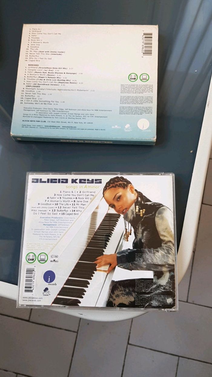 Song in A minor - Alicia Keys - photo numéro 4