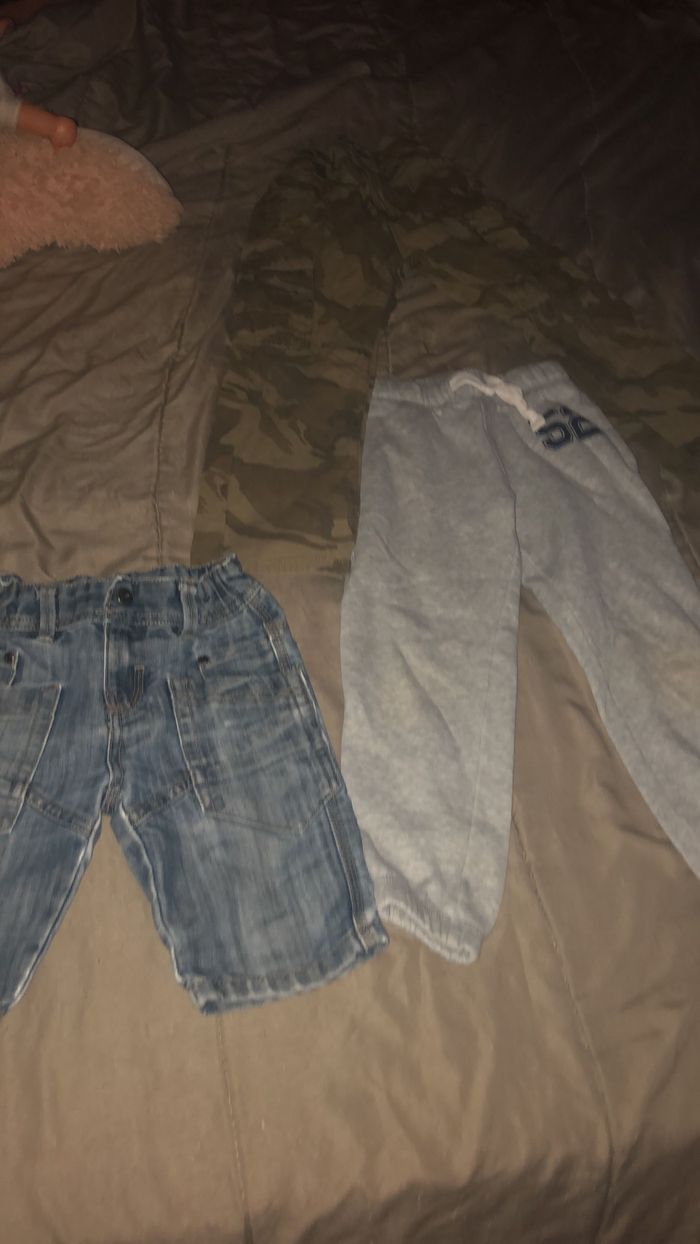 Lot vêtements 6 ans garçons - photo numéro 4