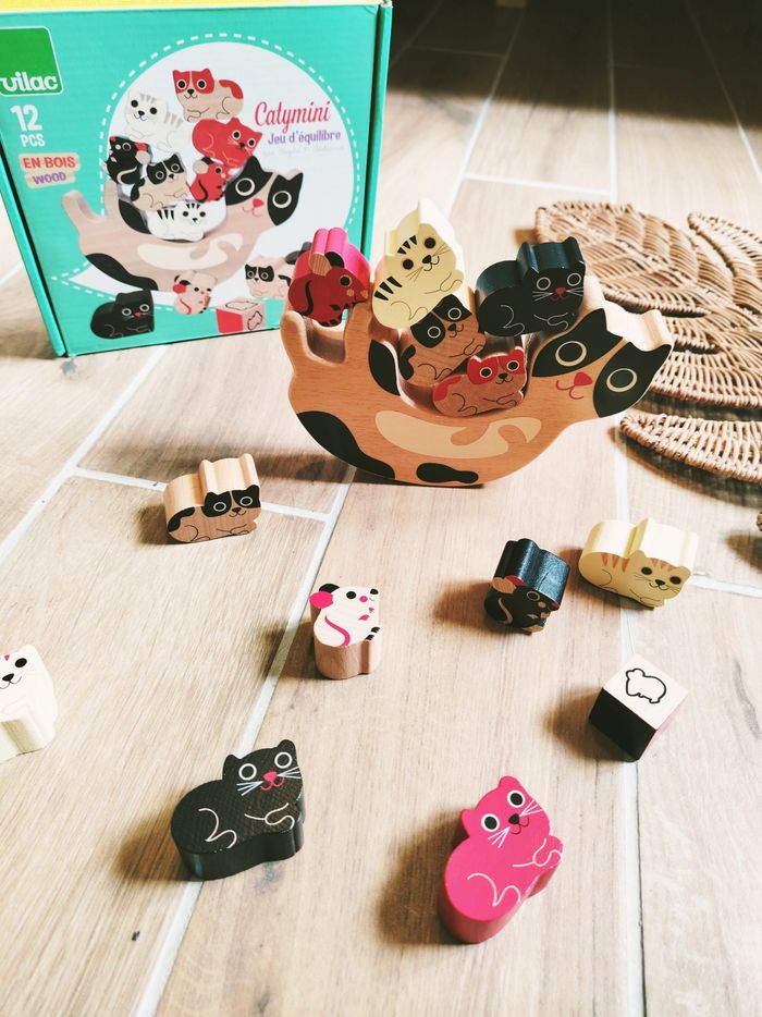 🐱Jeu d'équilibre Catymini Les chats en bois marque Vilac - photo numéro 2