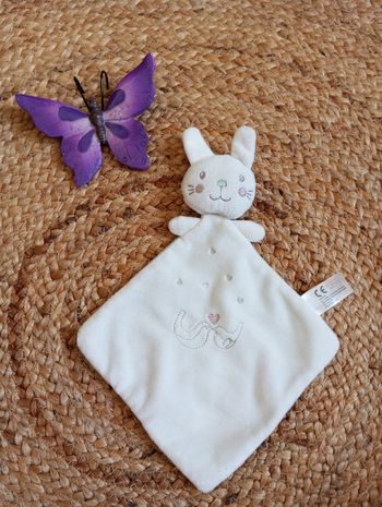 Doudou lapin neuf