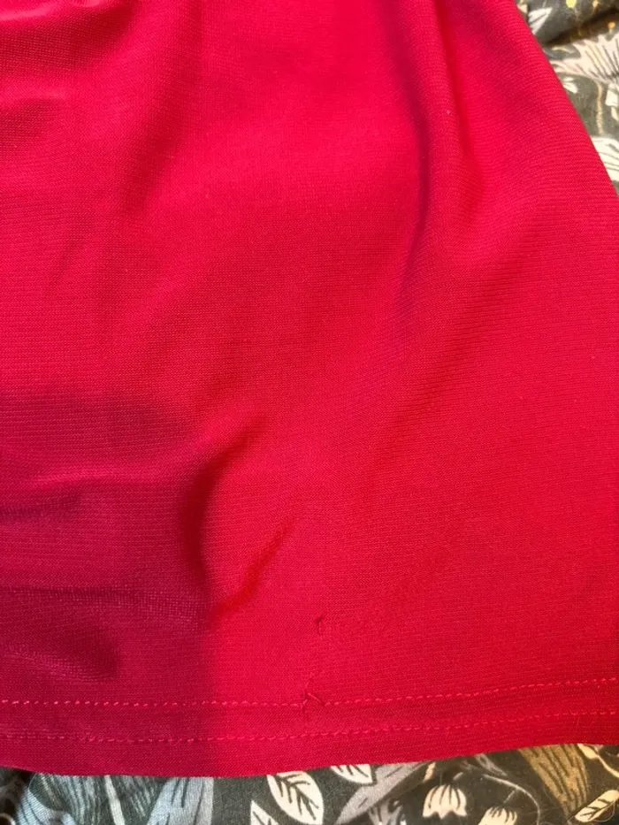 Belle robe portefeuille rouge décolleté drapé 38/40 - photo numéro 9
