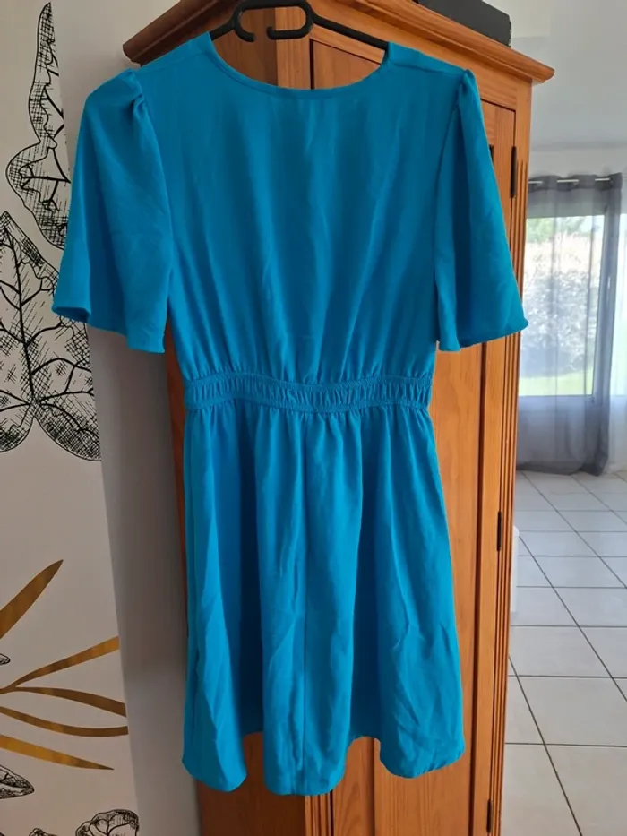 Robe courte - photo numéro 2