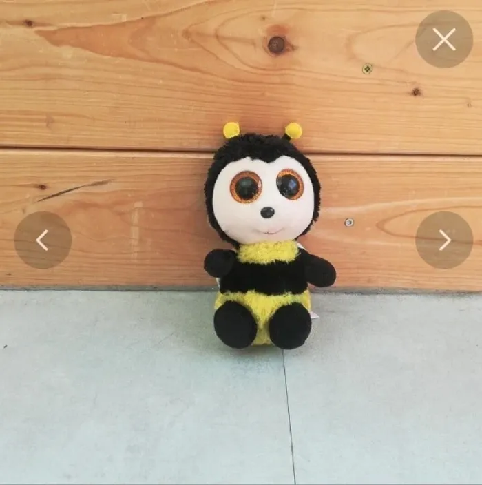 Peluche beanie boos abeille