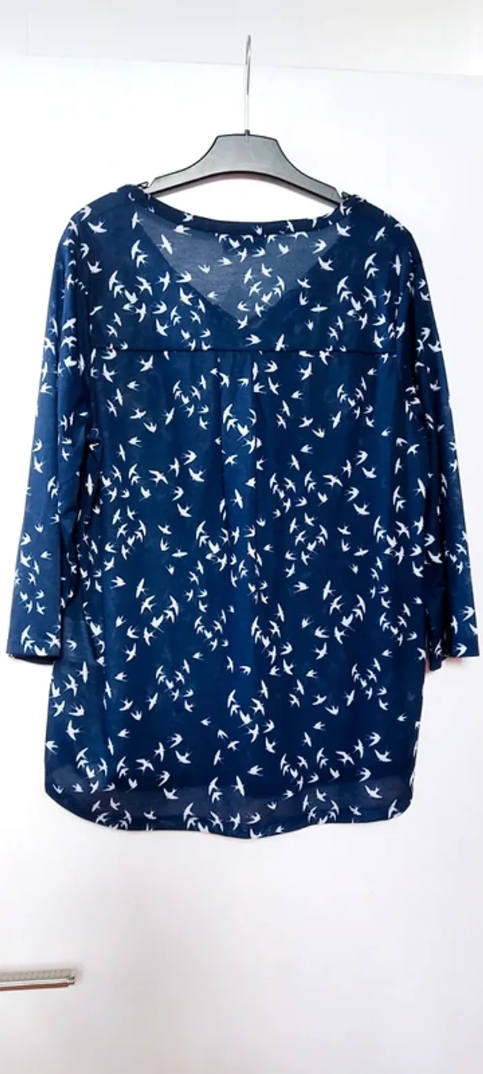 Blouse femme fluide bleue manches trois-quarts hirondelles M Neuve - photo numéro 3